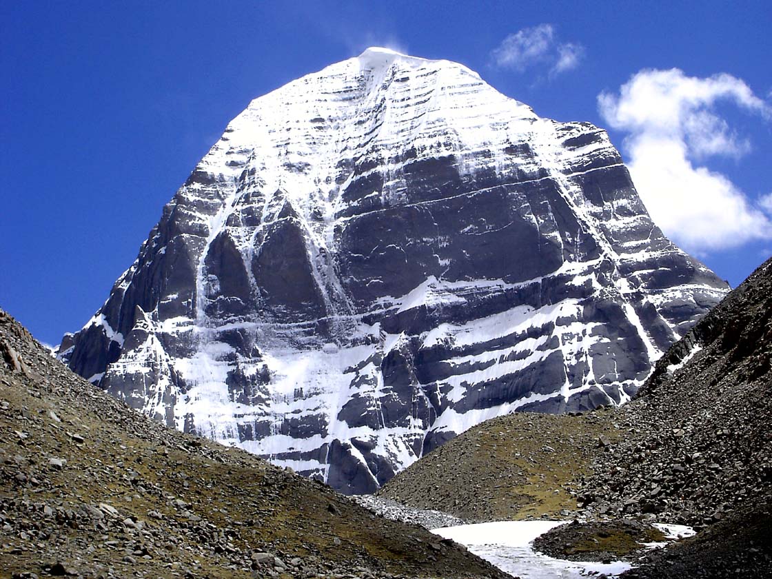 Mount Kailash overland tour is very good way to enjoy.